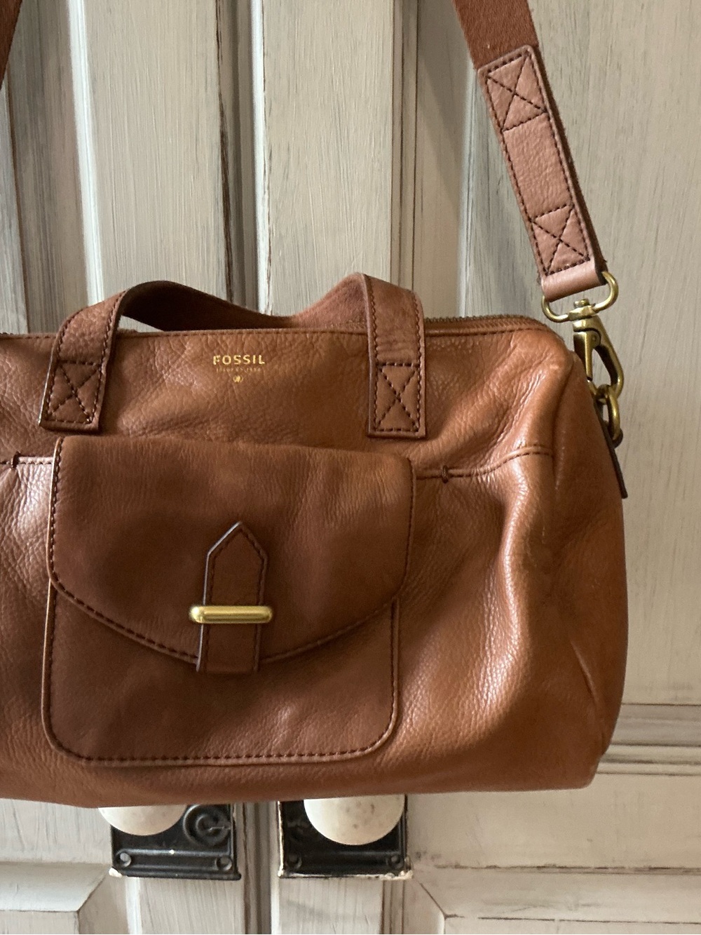 Fossil Tan Leather Crossbody Satchel with Front Pocket